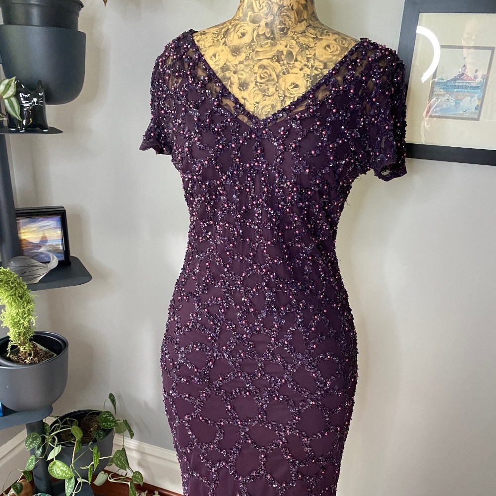 Adrianna Papell Sequin Beaded Cocktail Dress - Aubergine Purple - Size 4